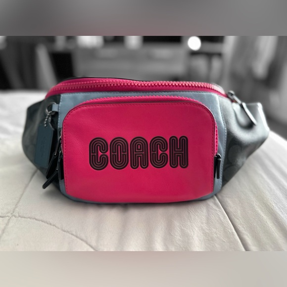 Coach Track Belt Bag In Colorblock Signature Canvas With Coach c8129 - Picture 3 of 10